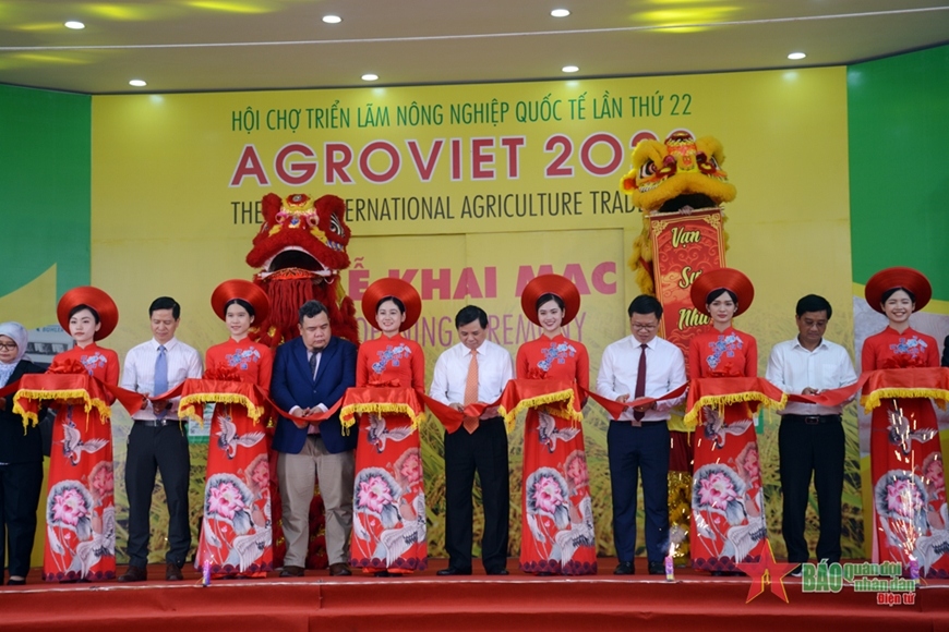 Hanoi welcomes start of AgroViet 2022